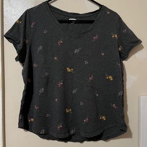 Cute Old Navy Wildflower Shirt